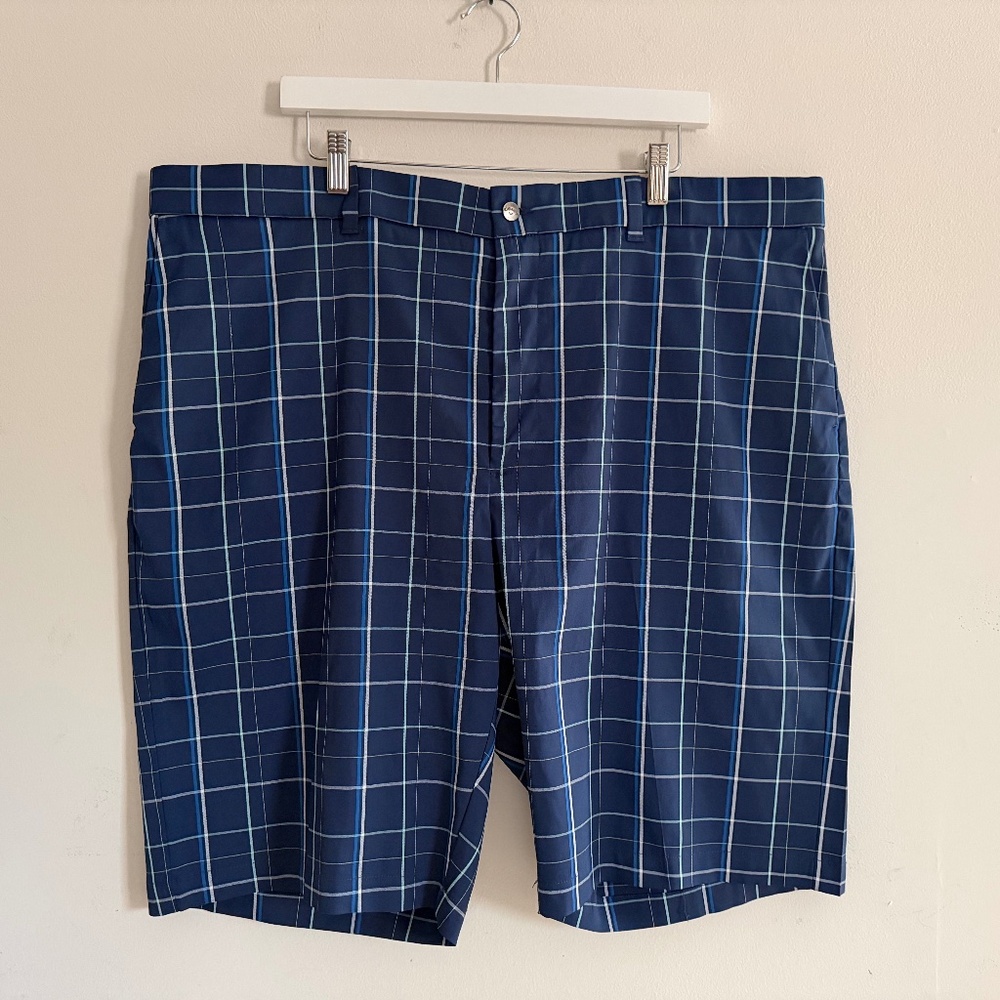 Callaway Golf Blue Plaid Shorts Mens 44 Opti-Dri Performance Flat Front Preppy